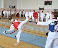 В Ставропольском крае открыта школа с бассейном олимпийского стандарта и тремя спортзалами